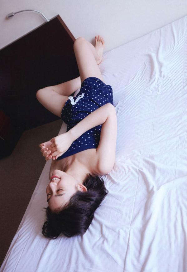 佐々木莉佳子 佐佐木莉佳子  PB写真集_佐々木莉佳子/佐佐木莉佳子《RIKAKO》清纯少女时尚写真、户外马场与家居生活记录[115P]第95张图片