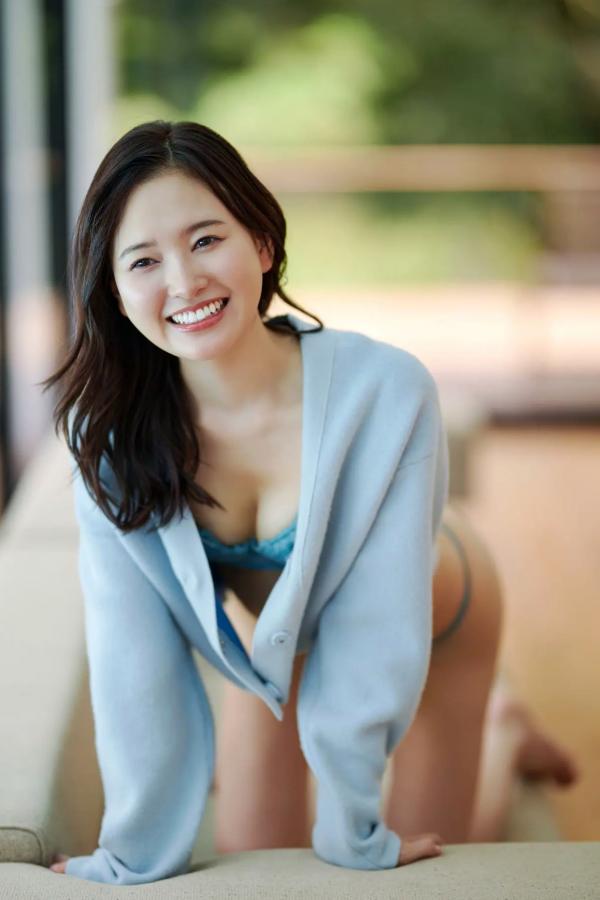 兒玉遥 儿玉遥  兒玉遥 - 太陽のkiss：泳池比基尼与室内私房写真，极致性感诱惑女神第3张图片