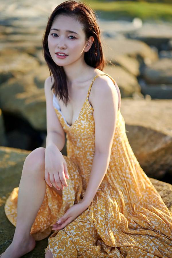 兒玉遥 儿玉遥  兒玉遥 - 太陽のkiss：泳池比基尼与室内私房写真，极致性感诱惑女神第50张图片