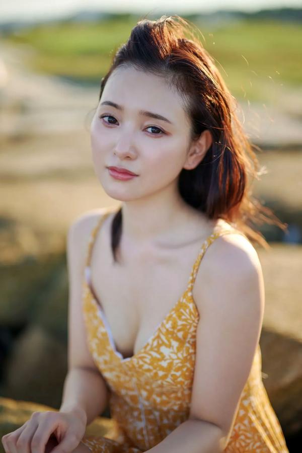 兒玉遥 儿玉遥  兒玉遥 - 太陽のkiss：泳池比基尼与室内私房写真，极致性感诱惑女神第51张图片