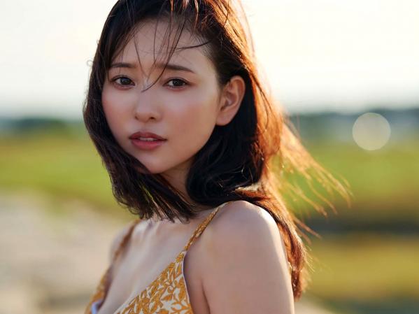 兒玉遥 儿玉遥  兒玉遥 - 太陽のkiss：泳池比基尼与室内私房写真，极致性感诱惑女神第52张图片