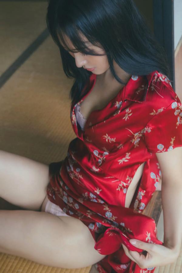 兒玉遥 儿玉遥  兒玉遥 - はるっぴ、榻榻米私房写真，精致蕾丝内衣诱惑，展现优雅迷人美态第9张图片