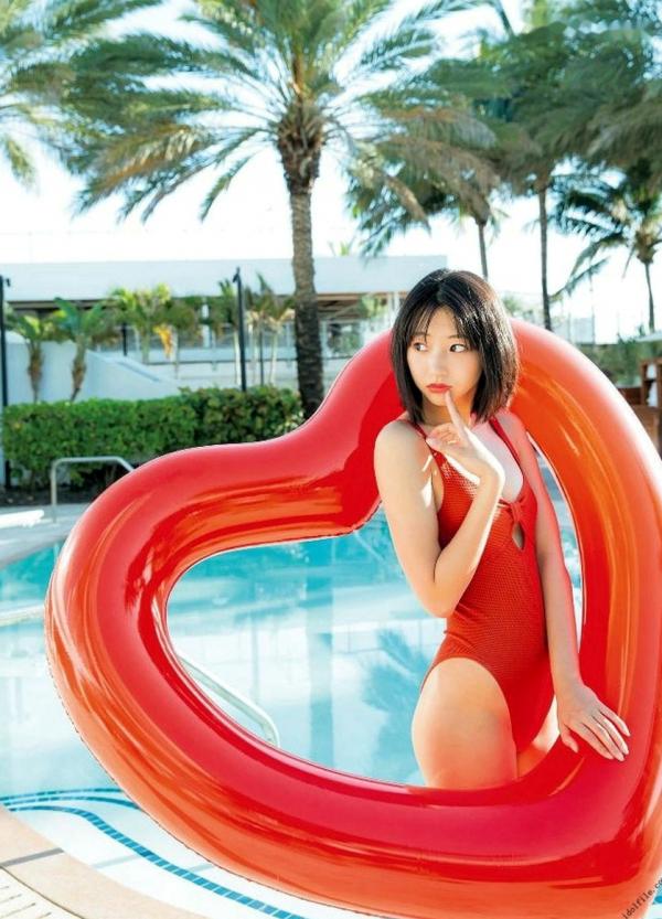 武田玲奈   武田玲奈2nd写真集「rena」高清套图：清纯少女泳装泳池私房与纽约街拍第16张图片