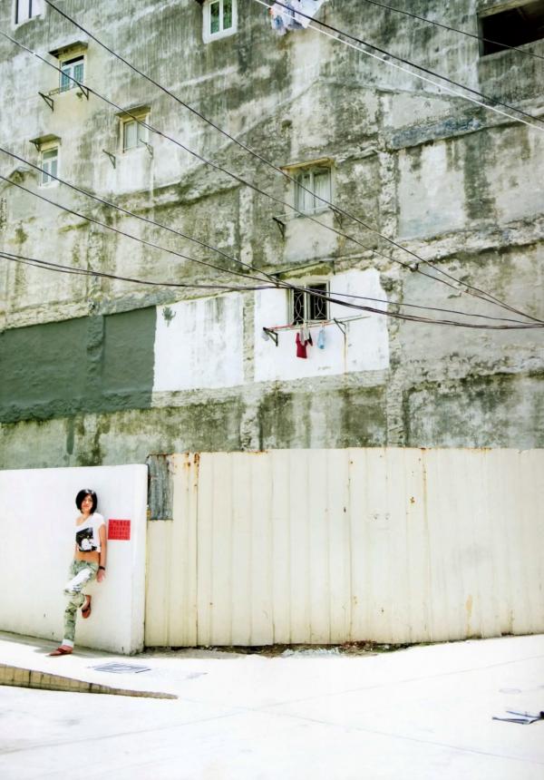 宮地真緒 宫地真绪  宫地真绪出道10周年纪念写真集《Decada》：私房大尺度与野性豹纹风格，展现轻熟性感诱惑魅力第5张图片