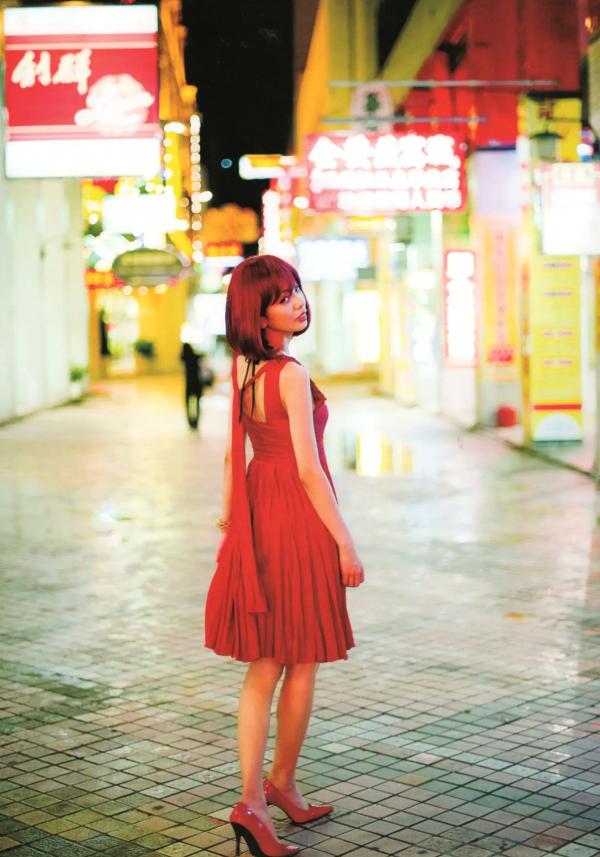 宮地真緒 宫地真绪  宫地真绪出道10周年纪念写真集《Decada》：私房大尺度与野性豹纹风格，展现轻熟性感诱惑魅力第47张图片