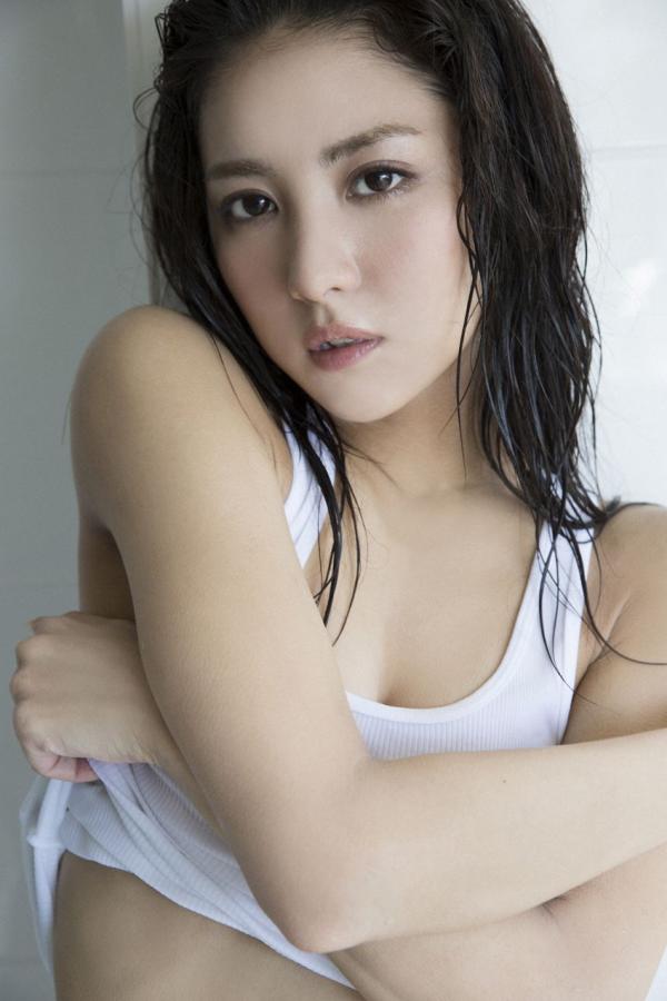 石川恋   古铜小恶魔石川恋 从辣妹到清纯少女第120张图片