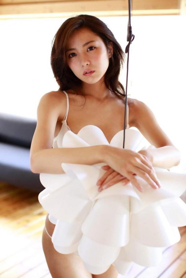 石川恋   古铜小恶魔石川恋 充满野性的纤瘦美人第197张图片