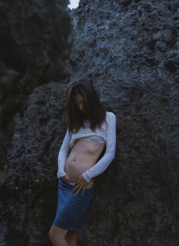 中村愛美 中村爱美  PB写真集_中村愛美：《Lyin