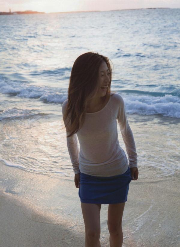 中村愛美 中村爱美  PB写真集_中村愛美：《Lyin