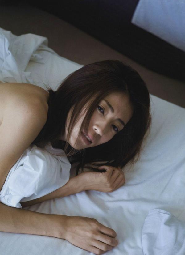 中村愛美 中村爱美  PB写真集_中村愛美：《Lyin