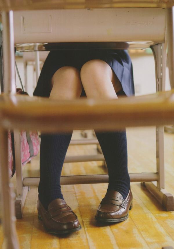 沖田彩花 冲田彩花  PB写真集_沖田彩花《十五的夏》清纯校服与海边沙滩比基尼泳装魅力诱惑[99P]第78张图片
