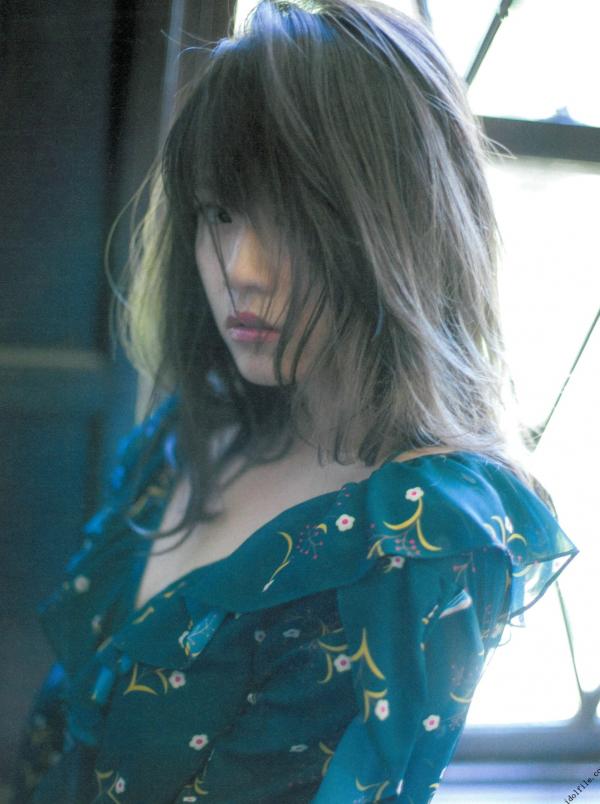 島田晴香 岛田晴香  PB写真集_島田晴香「そんな生き方」_精选私房诱惑与湿身浴室时尚大片[83P]第62张图片