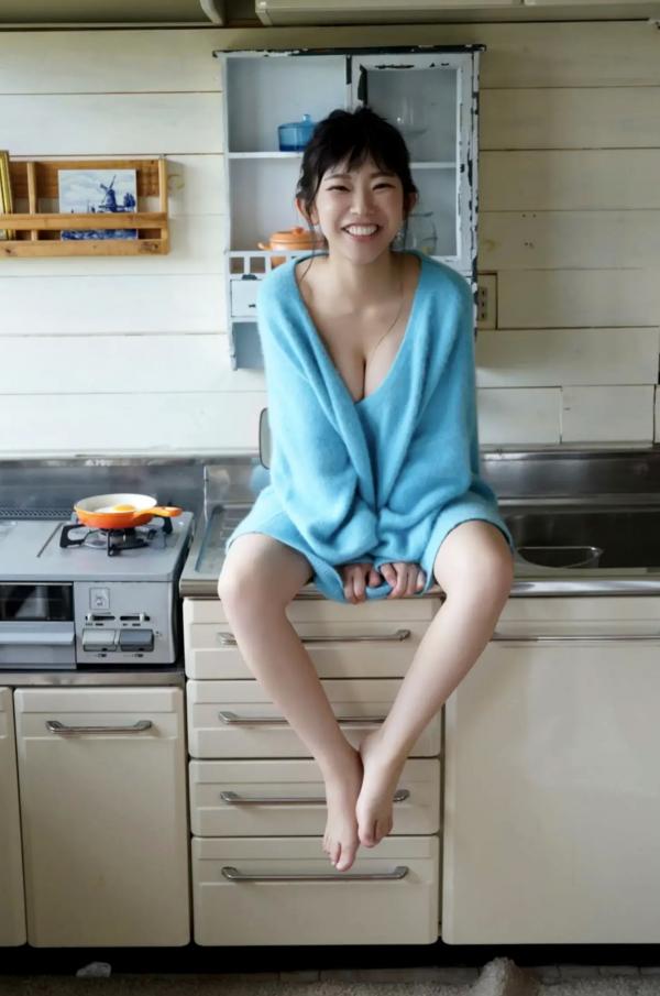 長澤茉里奈 长泽茉里奈  長澤茉里奈 官能天使まりちゅう vol.1 Sweet Heart 清纯私房写真，极致白色蕾丝诱惑，童颜巨乳天花板，温婉纯欲风第27张图片