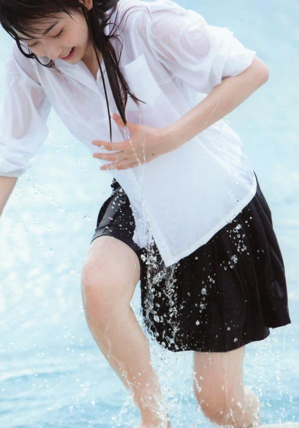 植村あかり 植村亚加莉  植村あかり 写真集 AKARI 绝美高清居家私房与清新海滩比基尼造型写真第15张图片
