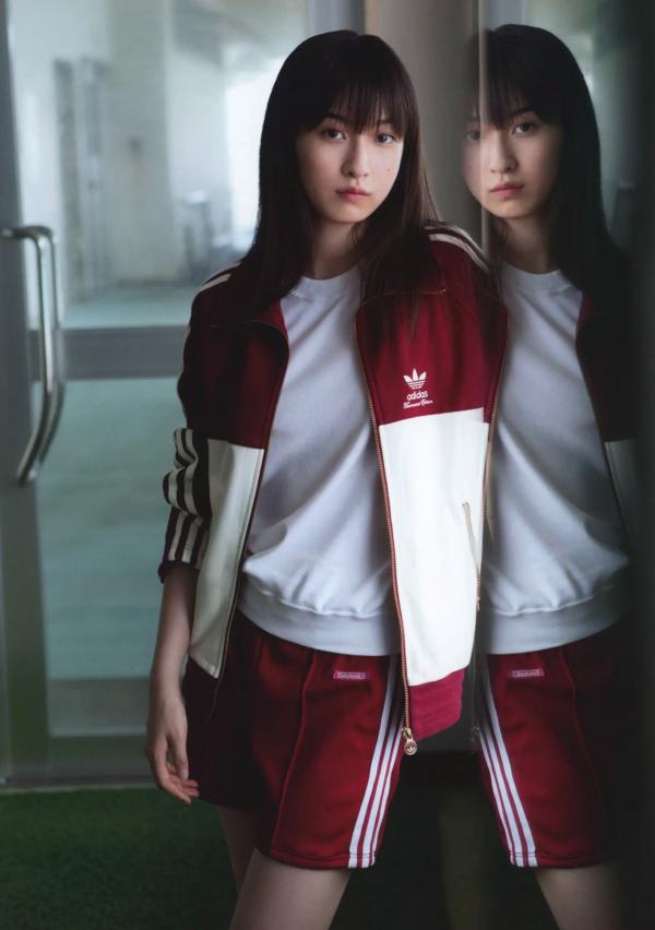 植村あかり 植村亚加莉  植村あかり 写真集 AKARI 绝美高清居家私房与清新海滩比基尼造型写真第22张图片