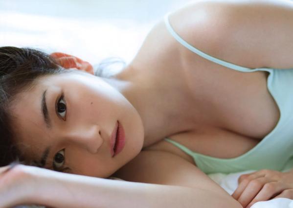 植村あかり 植村亚加莉  植村あかり 写真集 AKARI 绝美高清居家私房与清新海滩比基尼造型写真第68张图片