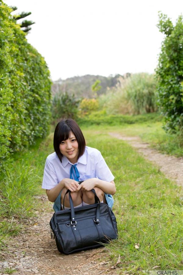 広瀬うみ   Graphis 广濑海 Umi Hirose 初回清新自然风写真，户外实景唯美诱惑演绎第14张图片