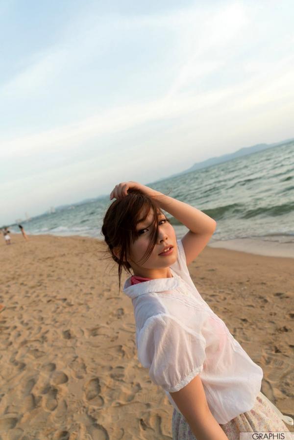 長谷川るい 长谷川留衣  Graphis_长谷川るい《Pleasant Vacation》写真集，高颜值女神居家私房秀，泳池边清纯诱惑，极致展现绝美臀部曲线第6张图片