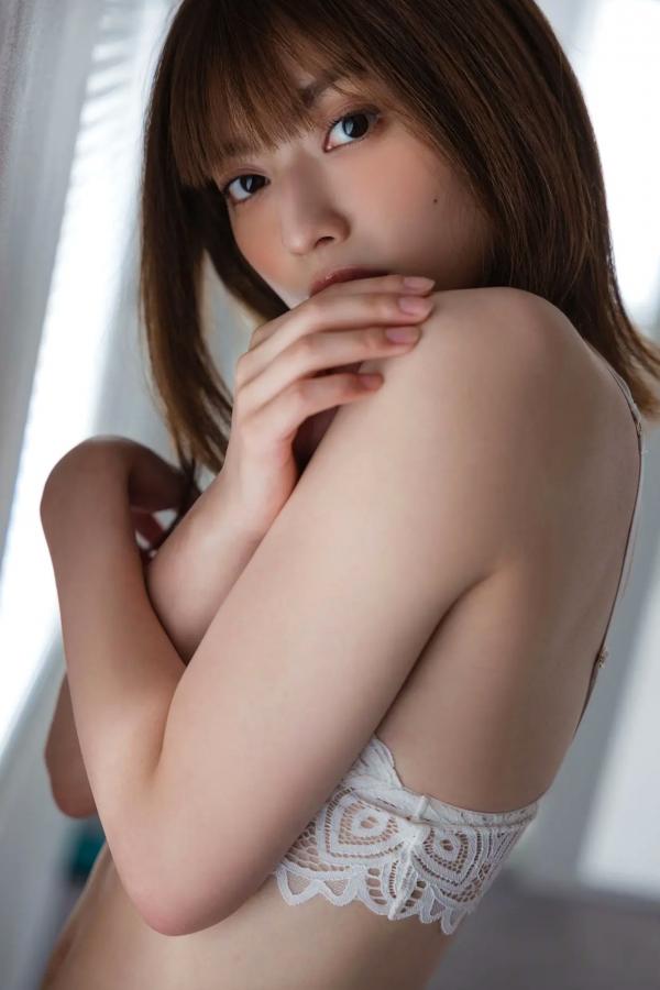 高見奈央 高见奈央  高見奈央 - MY TURN 浴室比基尼极品写真，居家内衣诱惑，展现清纯与性感，日本写真模特高清精选第29张图片