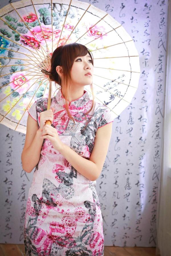 李思嫺 李思娴  台湾网红女神李思娴户外清新生活写真，元气满满邻家少女甜美笑容大合集第36张图片