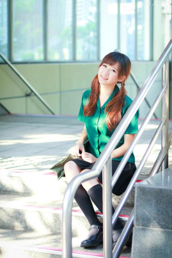 李思嫺 李思娴  台湾网红女神李思娴户外清新生活写真，元气满满邻家少女甜美笑容大合集第60张图片
