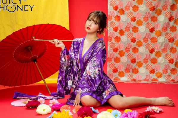 三上悠亜 三上悠亚  三上悠亚 Juicy Honey-247 精选集：唯美和服与撩人内衣写真，尽显诱惑风情与精致美艳第9张图片