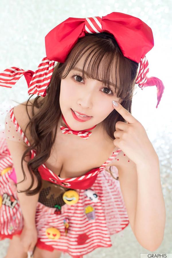 三上悠亜 三上悠亚  三上悠亚-《Valentine-Special-2018》Graphis-清纯甜美风情人节特写-无圣光大尺度唯美写真第1张图片