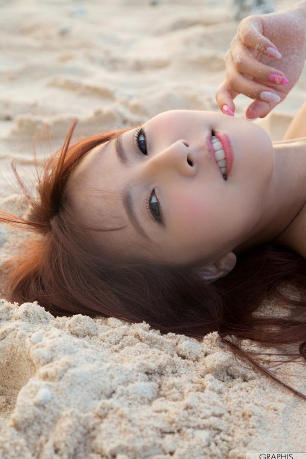 三上悠亜 三上悠亚  三上悠亚《GLAMOROUS-NUDE》：户外度假与唯美私房写真，高清无圣光大尺度极致诱惑呈现！第81张图片