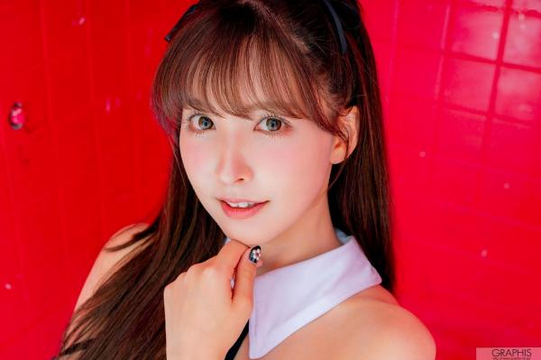 三上悠亜 三上悠亚  Graphis_三上悠亚《New Year 2020》Limited Edition写真集，极品JK制服诱惑与黑丝美腿，演绎顶级日系私房视觉盛宴[23P]第23张图片