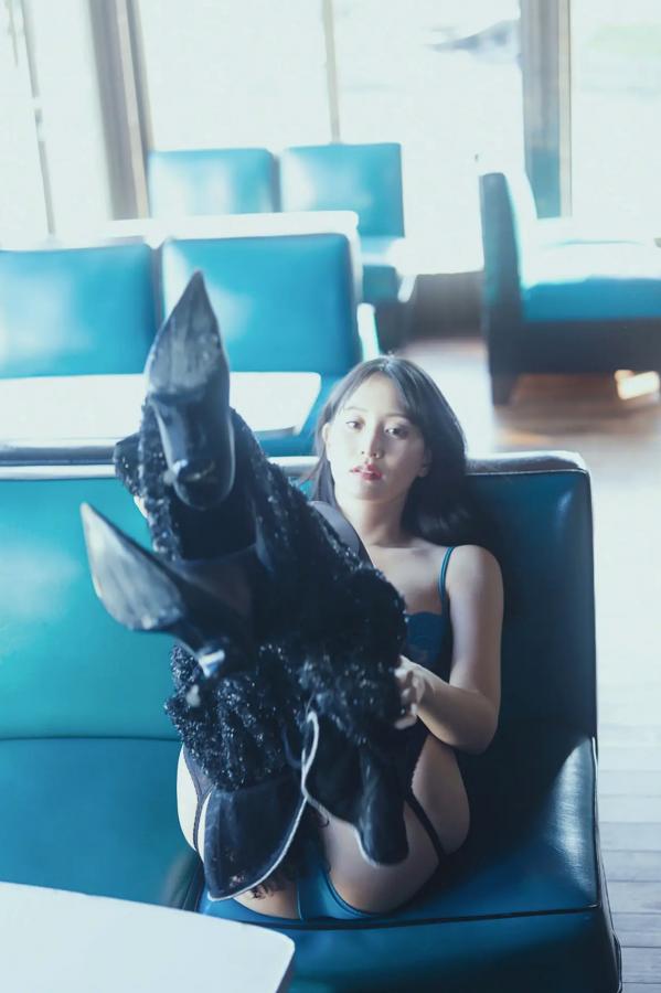 永尾まりや 永尾玛利亚 永尾まりや - 黄昏港湾性感写真 蕾丝内衣与黑丝诱惑私房大片 [73P]第13张图片