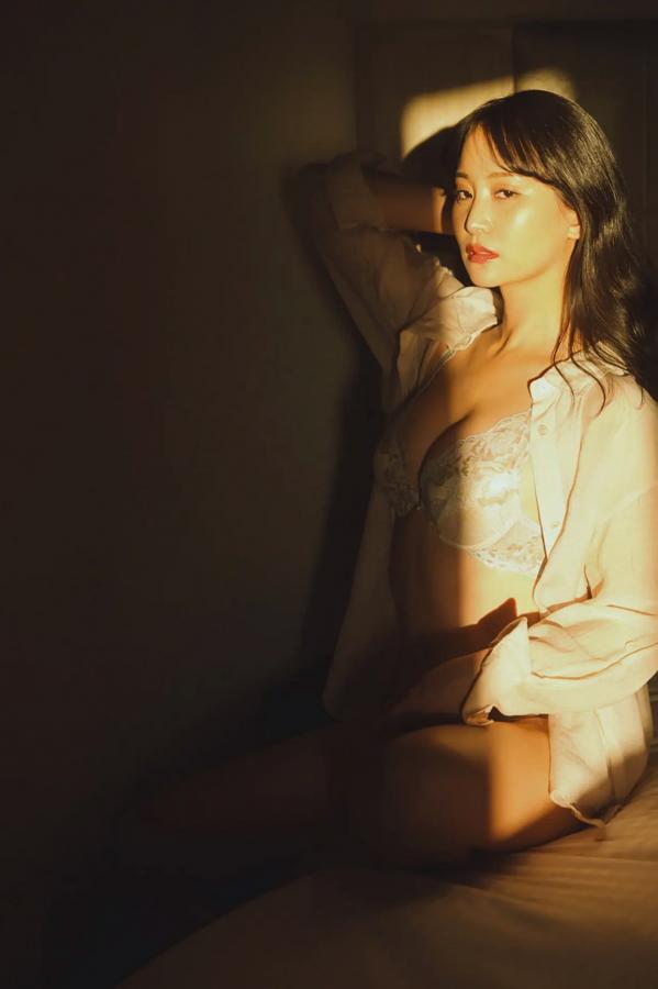 永尾まりや 永尾玛利亚 永尾まりや - 黄昏港湾性感写真 蕾丝内衣与黑丝诱惑私房大片 [73P]第49张图片