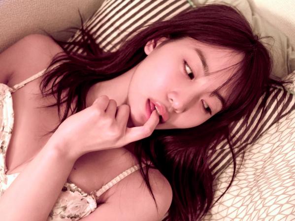 永尾まりや 永尾玛利亚  永尾まりや - 秘め事，日本写真偶像精选私房写真，性感内衣诱惑，展现绝美气质与火辣身材，深度演绎家居卧室氛围的女神视觉飨宴第44张图片