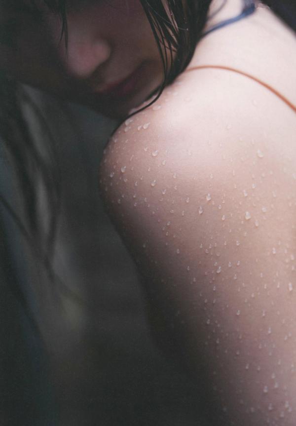永尾まりや 永尾玛利亚  PB写真集_永尾まりや《美しい細胞》湿身水下比基尼与潜水服诱惑[120P]第85张图片