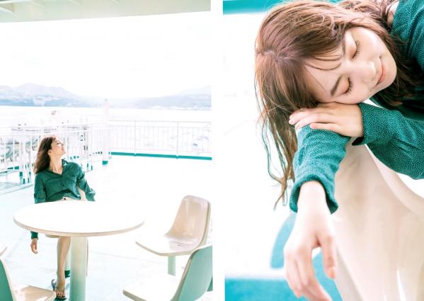 木内晶子   NANAMI - blow 夏日海边清纯比基尼写真，阳光户外与极致美腿诱惑第8张图片