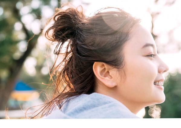 木内晶子   NANAMI - blow 夏日海边清纯比基尼写真，阳光户外与极致美腿诱惑第56张图片