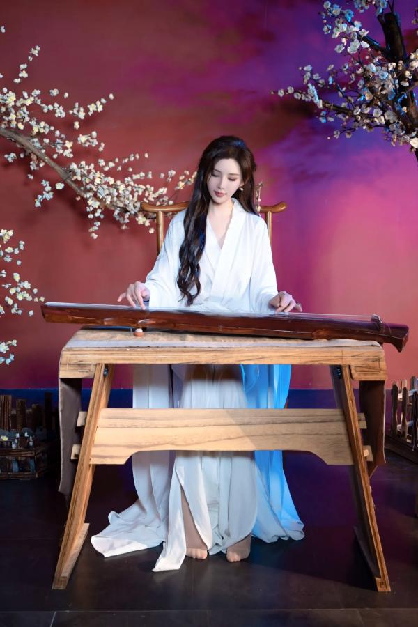 Carol周妍希X 周妍希  周妍希 - 白衣仙子古风私房大尺度写真，书香气息下的绝美尤物诱惑 [104P]第9张图片