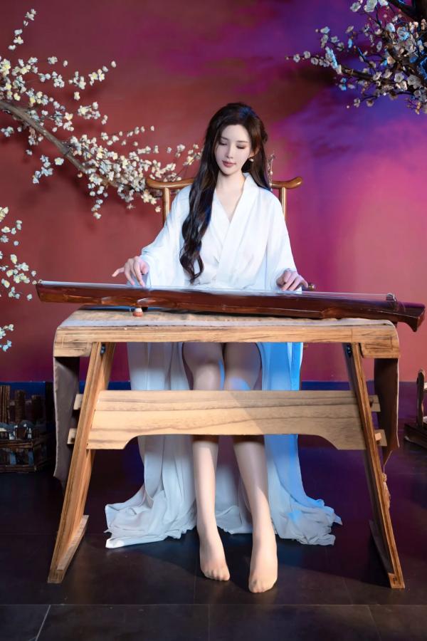 Carol周妍希X 周妍希  周妍希 - 白衣仙子古风私房大尺度写真，书香气息下的绝美尤物诱惑 [104P]第10张图片