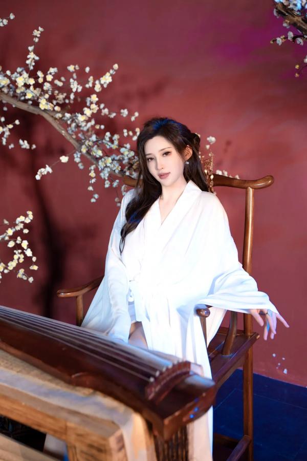 Carol周妍希X 周妍希  周妍希 - 白衣仙子古风私房大尺度写真，书香气息下的绝美尤物诱惑 [104P]第12张图片