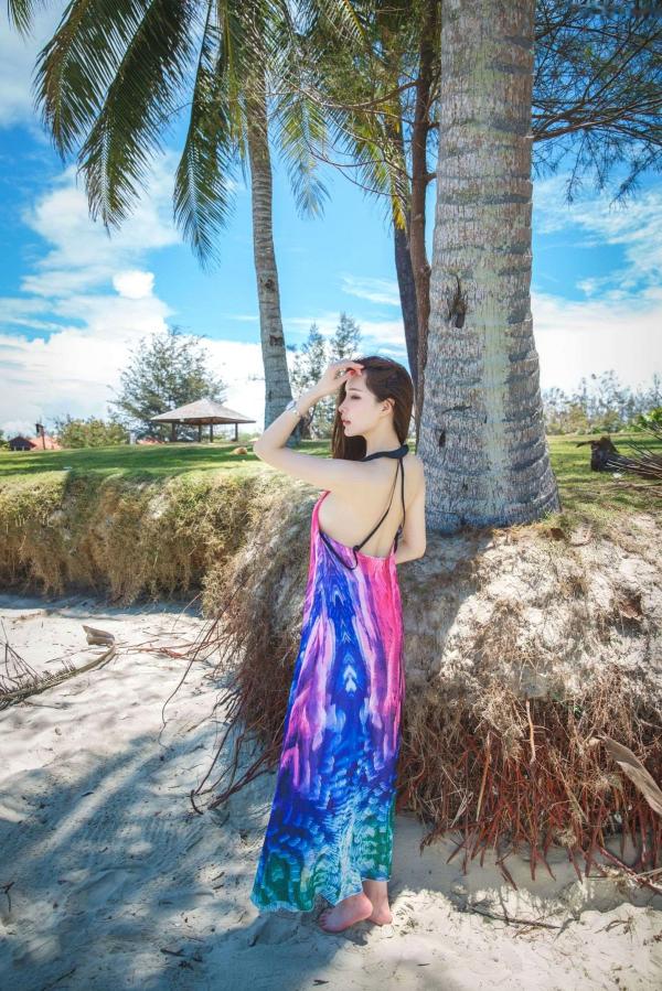 Carol周妍希X 周妍希  周妍希海滩性感比基尼写真，极致诱惑大尺度旅拍，XR-Uncensored秀人网私房精品第26张图片