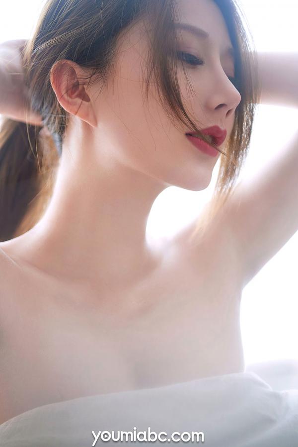 苏小曼   YouMi尤蜜-2020.06.05-苏小曼《恋上蕾丝》唯美私房写真，清纯诱惑，展现轻熟女极致性感魅力第21张图片