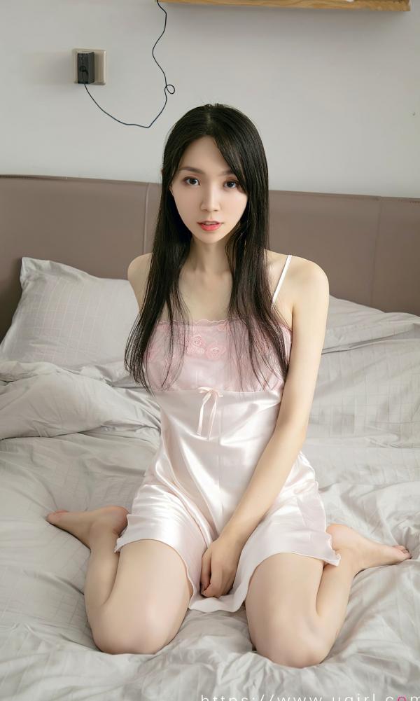 苏小曼   UG尤果网苏小曼《青春纪念册》高颜值室内私房写真合辑，精致内衣秀展现极致清新诱惑与优雅美感第12张图片