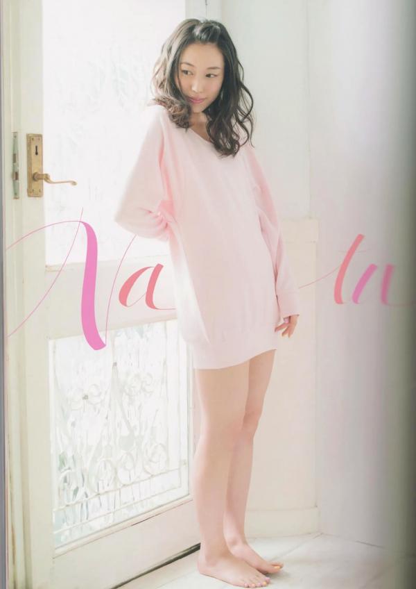 寿美菜子   《寿美菜子 - MINAKO style》钢琴写真与和服造型，展现多变文艺优雅时尚杂志风第38张图片