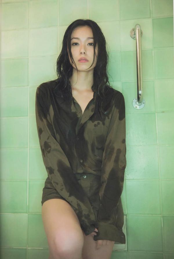 寿美菜子   《寿美菜子 - MINAKO style》钢琴写真与和服造型，展现多变文艺优雅时尚杂志风第63张图片