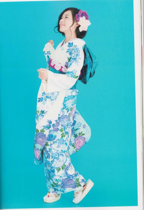 寿美菜子   《寿美菜子 - MINAKO style》钢琴写真与和服造型，展现多变文艺优雅时尚杂志风第75张图片