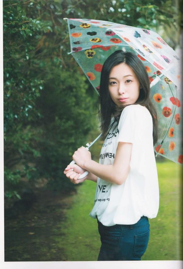 寿美菜子   《寿美菜子 - MINAKO style》钢琴写真与和服造型，展现多变文艺优雅时尚杂志风第90张图片