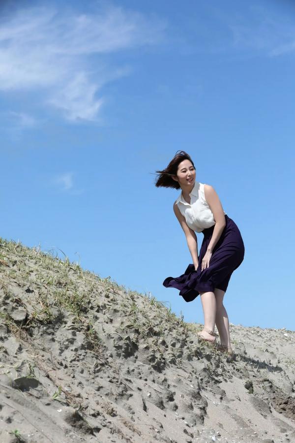 塩地美澄  塩地美澄 - 日本一のフェロモン美女アナ与官能之旅：性感内衣与浴室湿身私房写真第62张图片