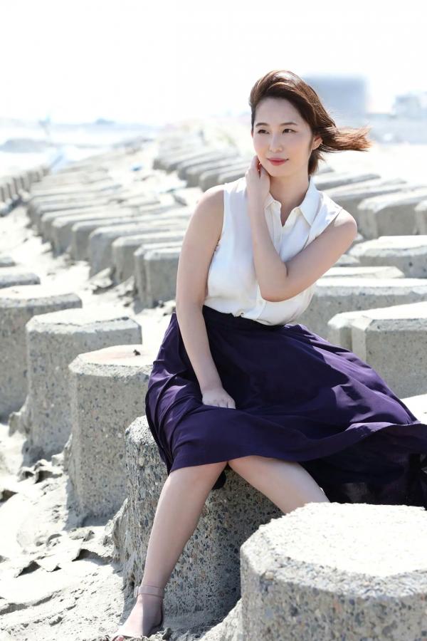 塩地美澄  塩地美澄 - 日本一のフェロモン美女アナ与官能之旅：性感内衣与浴室湿身私房写真第65张图片