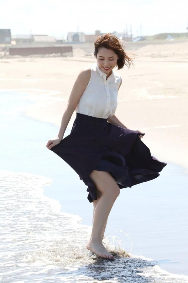 塩地美澄  塩地美澄 - 日本一のフェロモン美女アナ与官能之旅：性感内衣与浴室湿身私房写真第66张图片