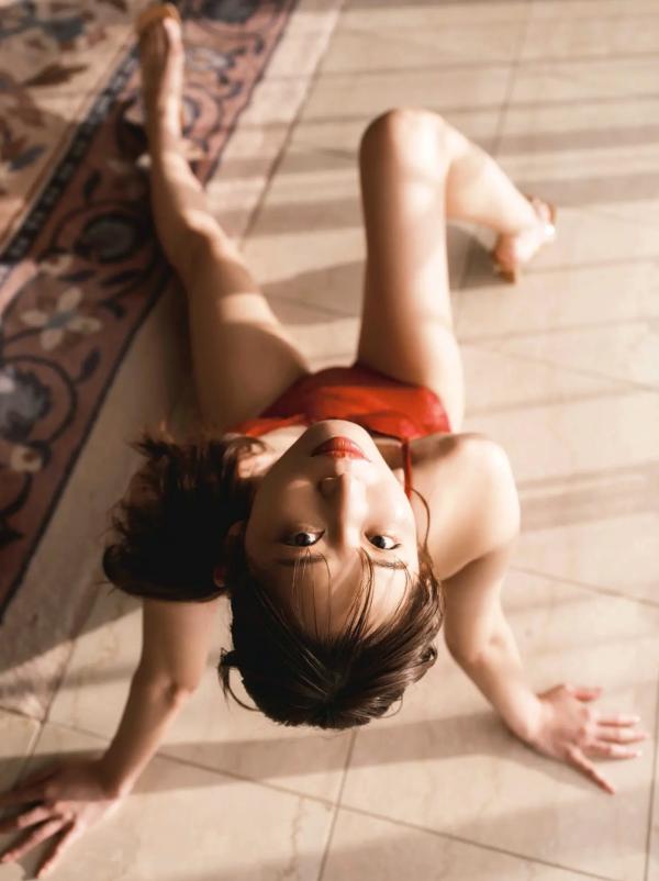 塩地美澄   塩地美澄 - PEARL 室内私房性感美臀修长美腿写真第110张图片