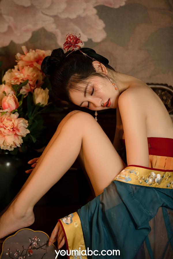沈梦瑶   YouMi尤蜜-沈梦瑶-《夜话西窗烛》国风古典汉服私房：香肩半露，烛光摇曳，绝美身姿尽显东方极致诱惑第2张图片